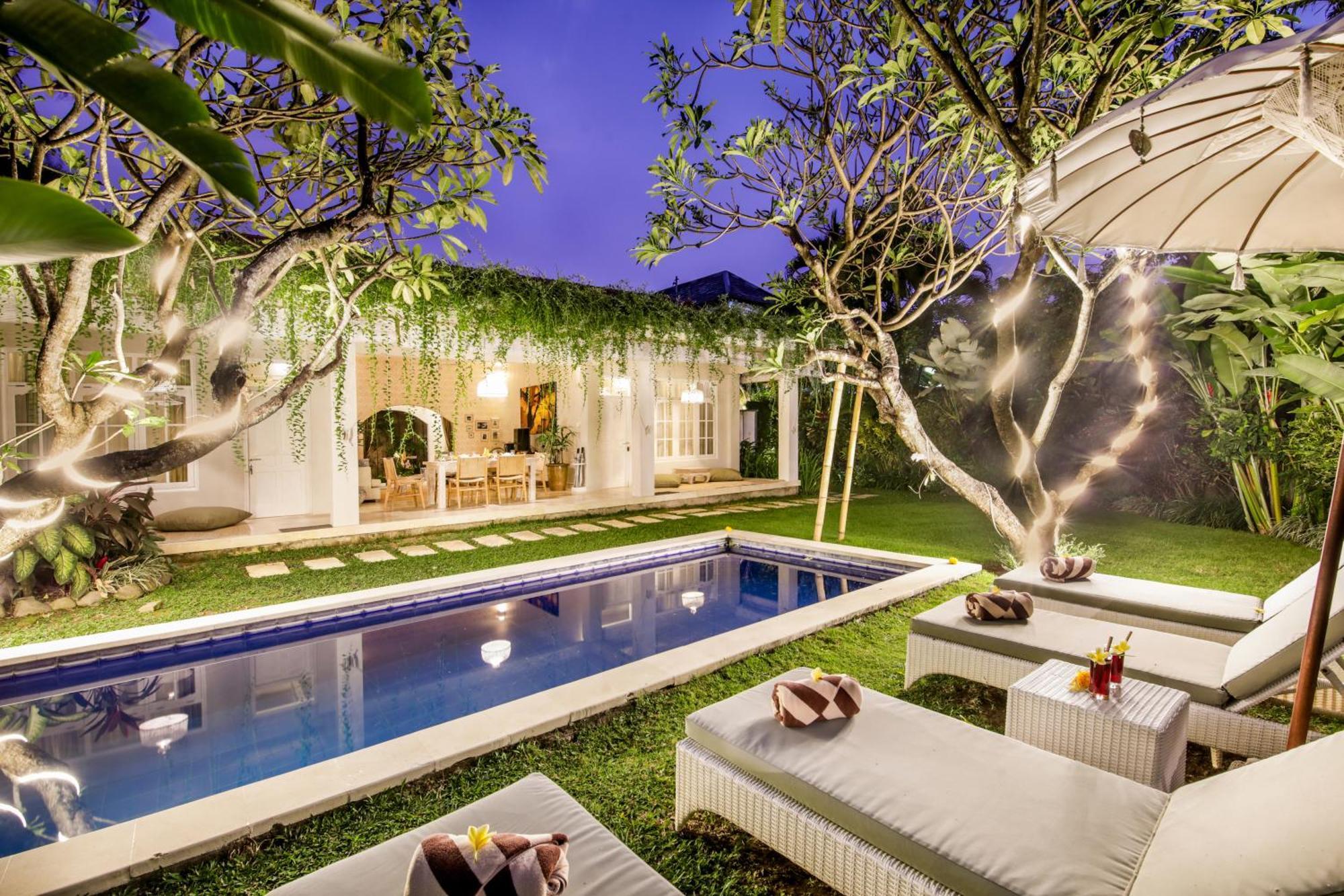Villa Lodek Deluxe Seminyak Exteriér fotografie