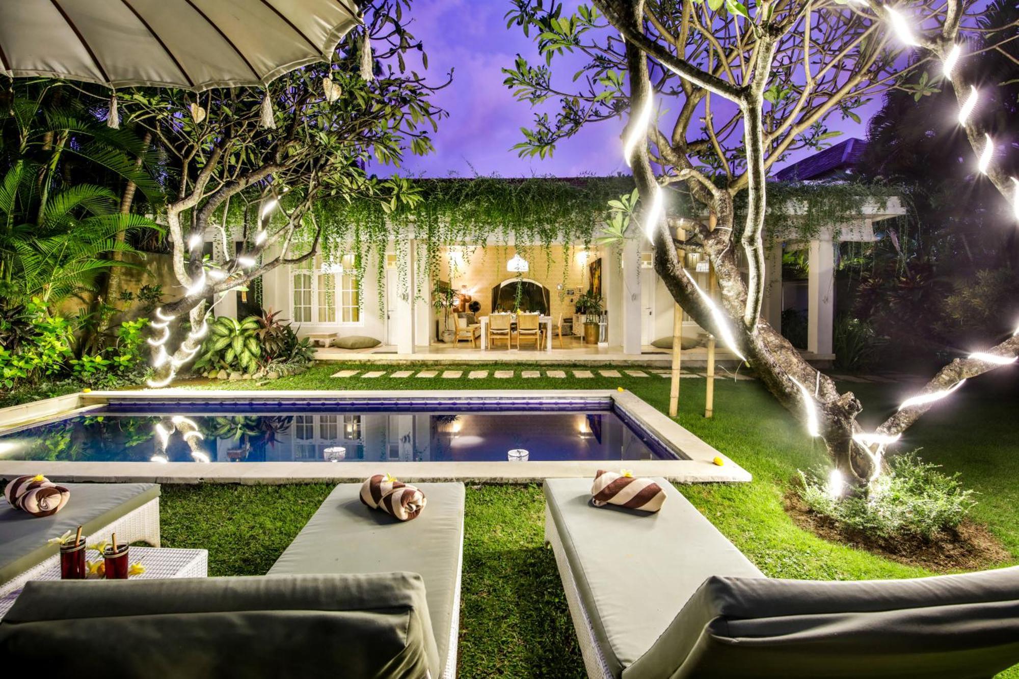 Villa Lodek Deluxe Seminyak Exteriér fotografie